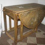 427 5212 DROP-LEAF TABLE